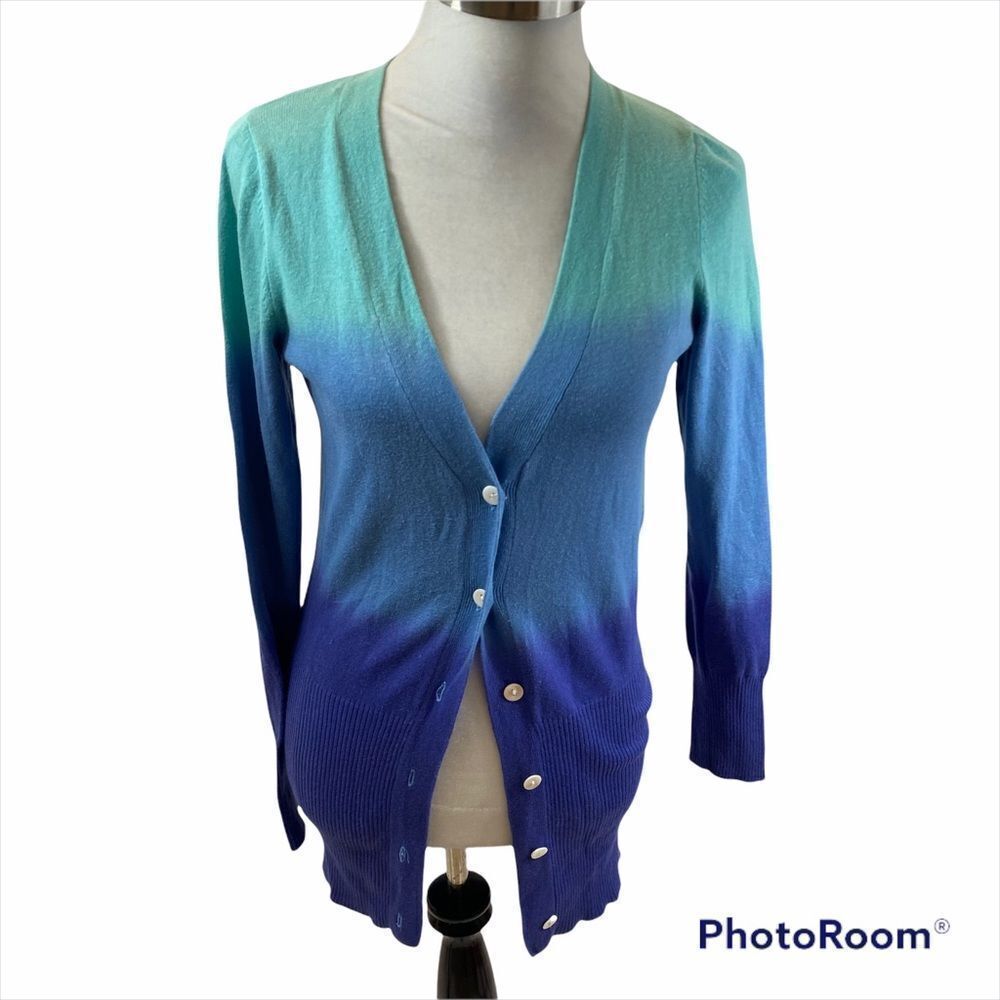 Axcess By Liz Claiborne Gradient Ombré Button Down Sweater‎ Small 100% cotton